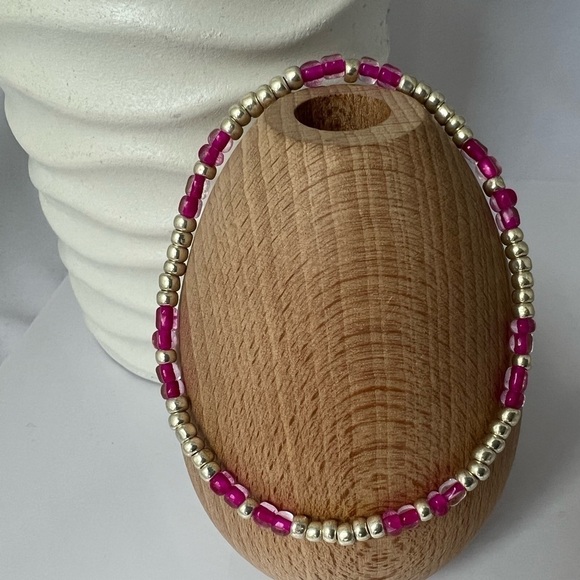 STRETCH Beaded Anklet with Pink and Silver Glass Beads Size 8.5” - Picture 13 of 13